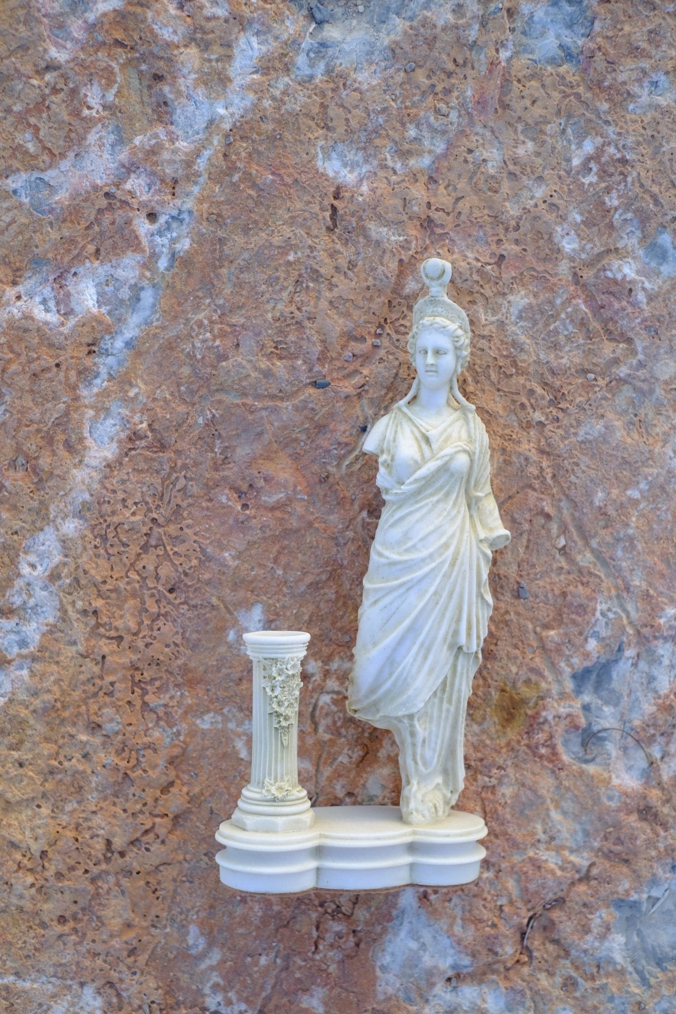 ISIS MARBLE Candle Holder - Sculpo