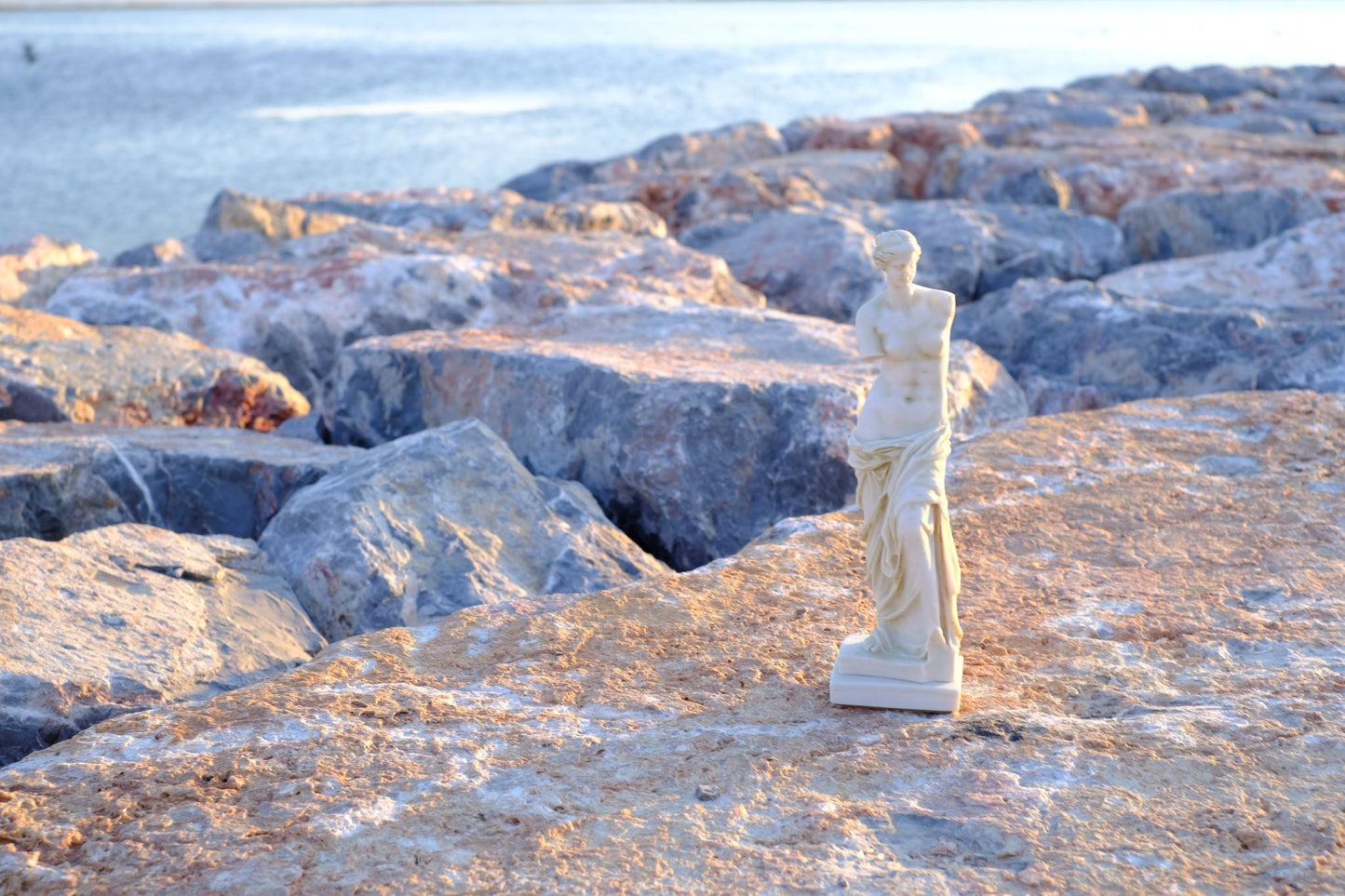 VENUS of MILO ANCIENT Greek Sculpture - Sculpo