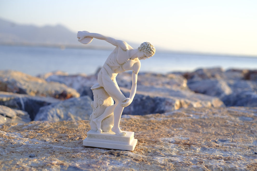 Ancient GREEK MARBLE Discobolus Athlete Throwing a Discus – Sculpo