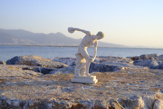 Ancient GREEK MARBLE Discobolus Athlete Throwing a Discus